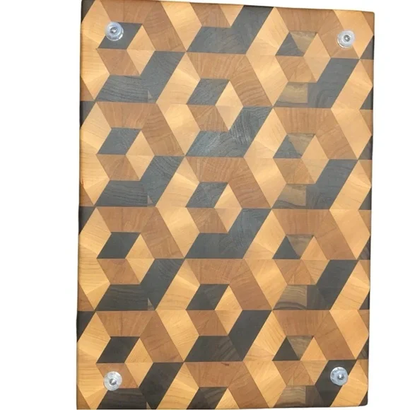 HANDMADE 3D Cube End-Grain Cutting Board – 15.5 x 11.5‎